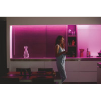 Philips Hue Світлодіодна стрічка Plus, 0.5W(20Вт), 2000K-6500K, Color, Bluetooth 2м